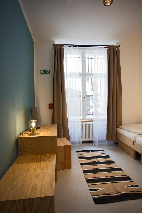 Schillinger-Berlin Am Tempelhofer Feld Aparthotel Exterior photo